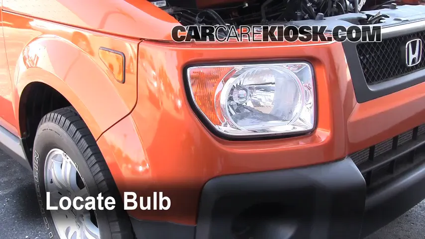 2006 Honda Element EX 2.4L 4 Cyl. Lights Turn Signal - Front (replace bulb)